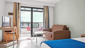 1 bedroom, minibar, desk, blackout curtains