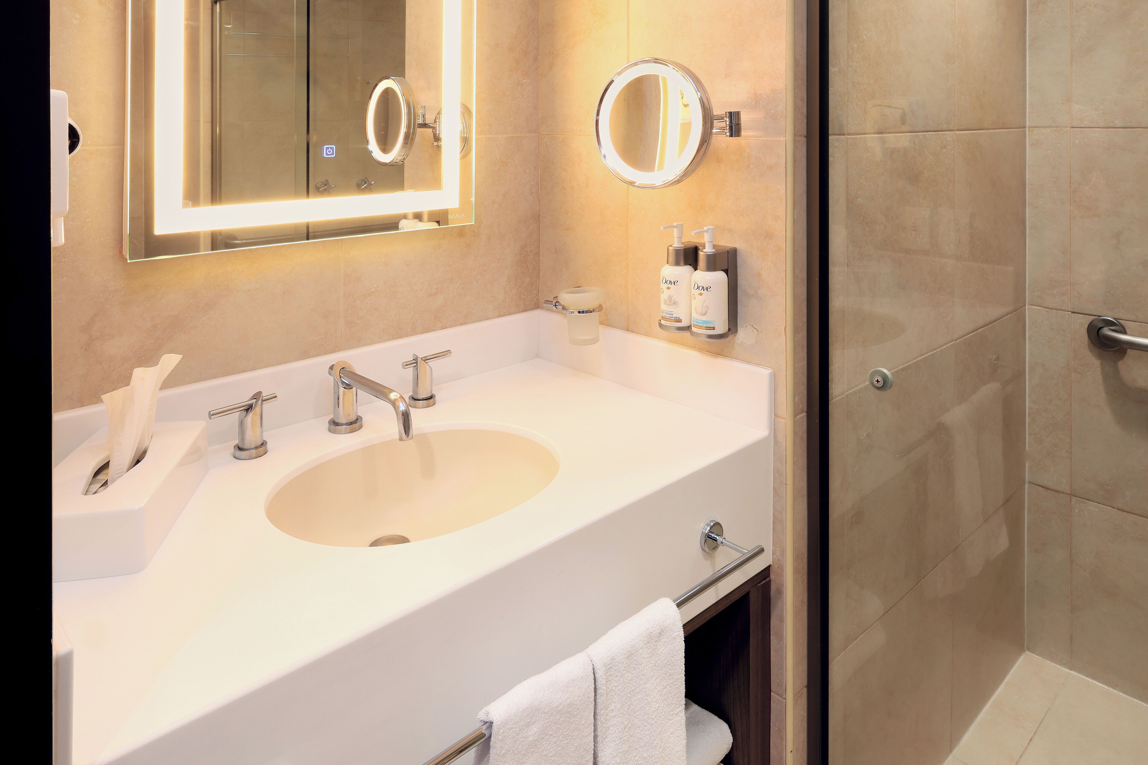 shower, free toiletries, hair dryer, towels