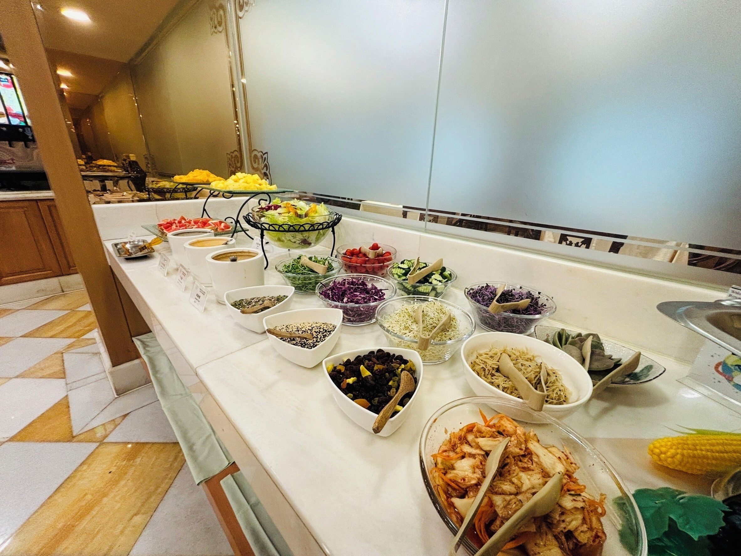 Daily buffet breakfast for a fee