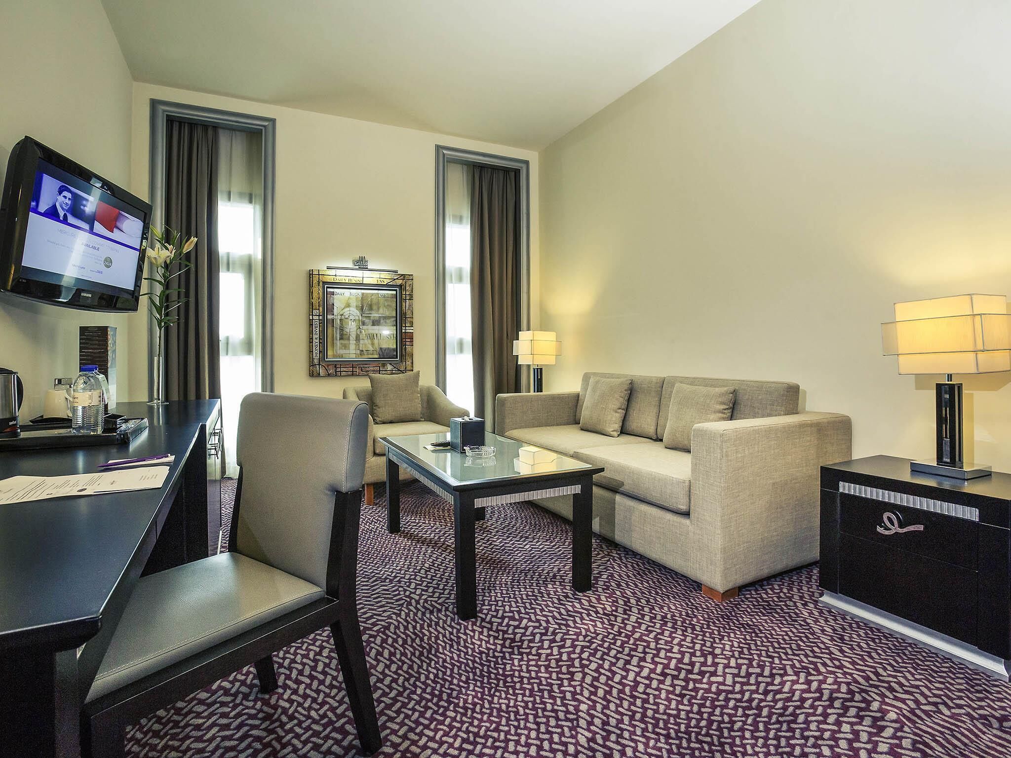 Literie de qualité supérieure, coffres-forts dans les chambres, bureau