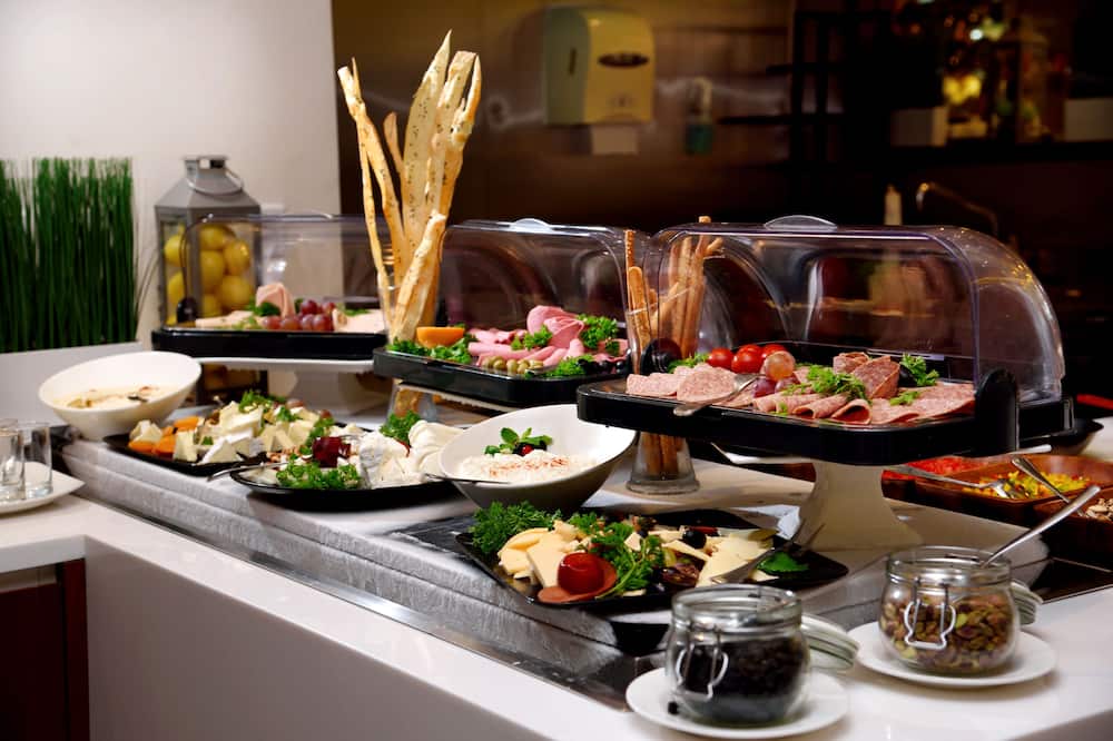 Mercure Gold Hotel Jumeirah Dubai by Accor