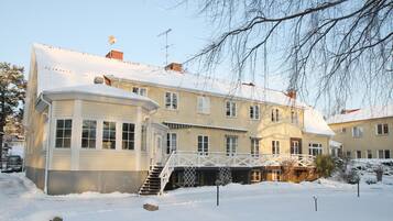 Fachada da propriedade