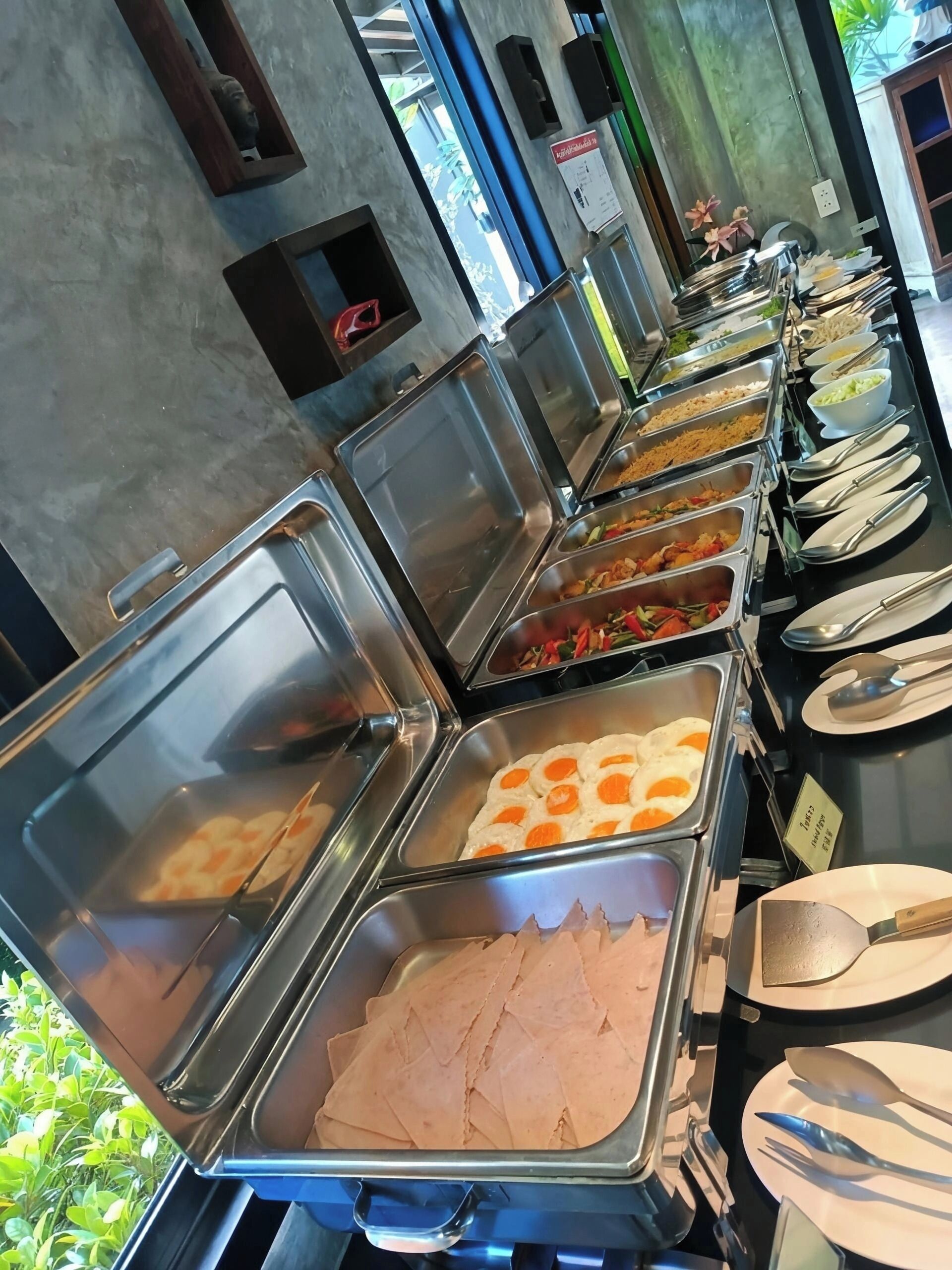 Sarapan prasmanan