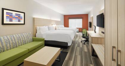 Holiday Inn Express & Suites Salem by IHG