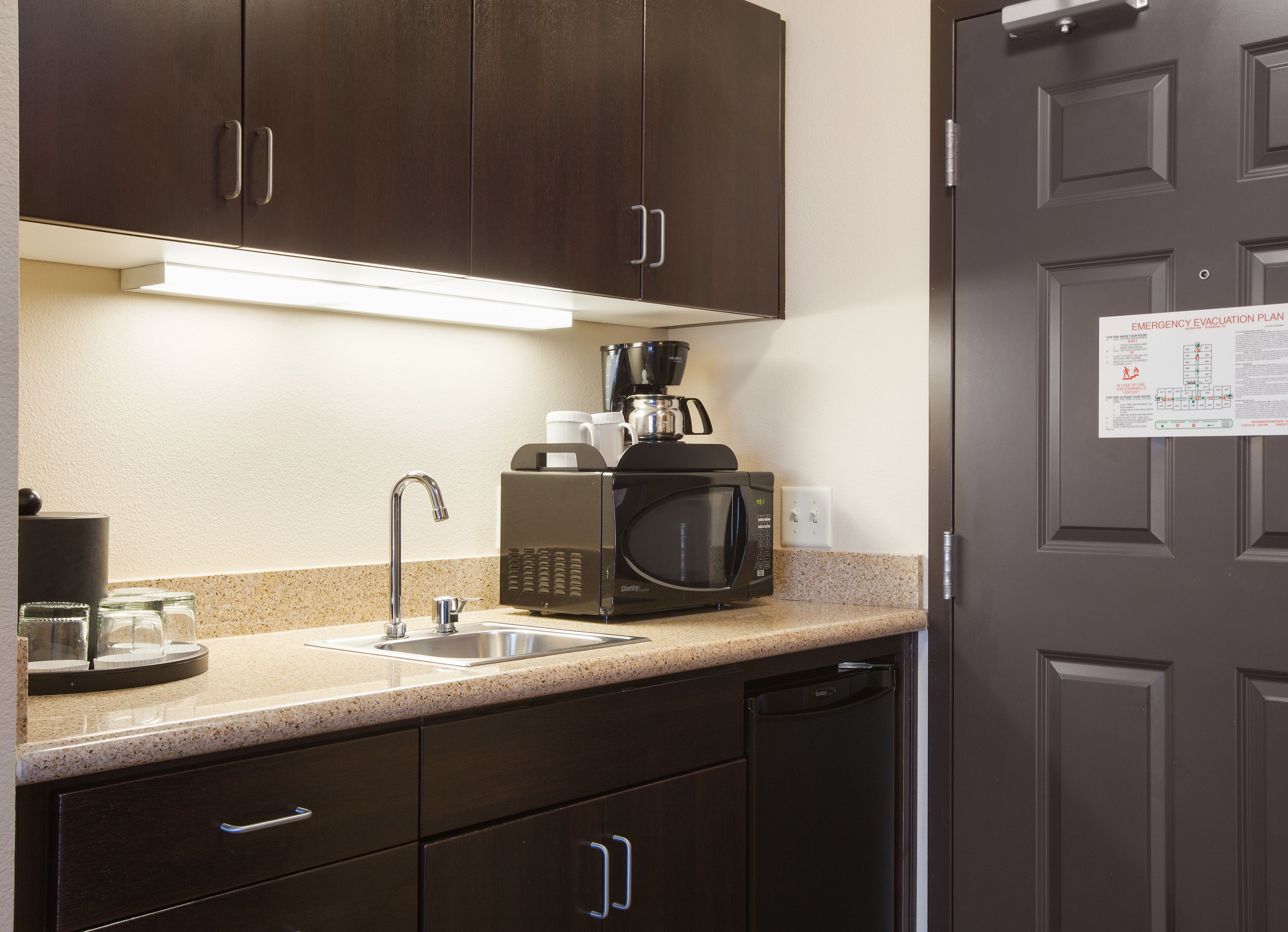 1 bedroom, premium bedding, pillow-top beds, minibar