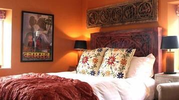 Egyptian cotton sheets, premium bedding, individually decorated