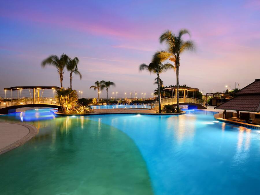 2 outdoor pools, pool umbrellas, pool loungers