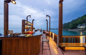 Bar (on property) - Racha Kiri Resort and Spa Khanom (Khanom)