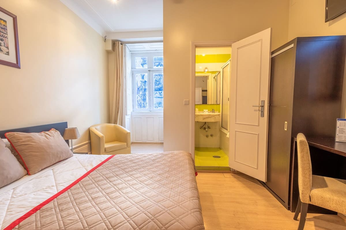 Double Room | Katil bayi/kot (percuma), Wi-fi percuma, cadar katil