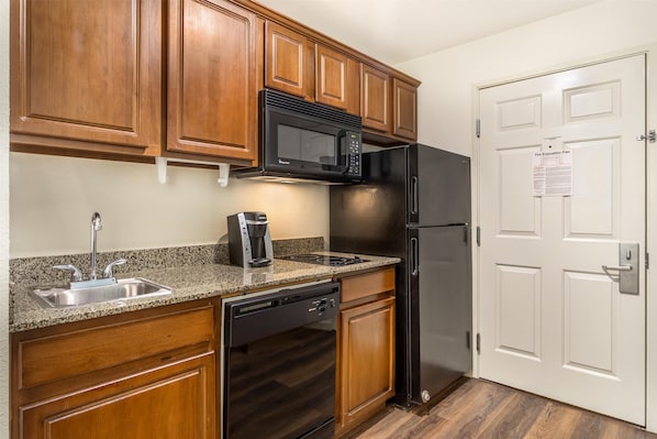 Suite, 2 llits de matrimoni, no fumadors, cuina | Escriptori i espai de treball apte per a portàtils