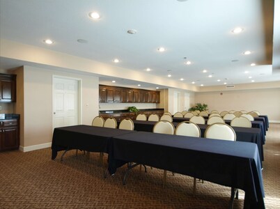 Best Western Plus Valdosta Hotel & Suites