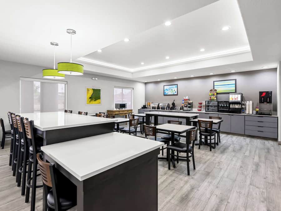 Free daily full breakfast