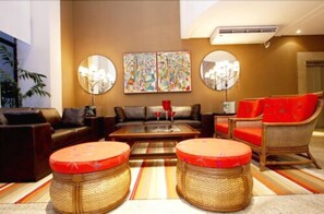 Lobby sitting area - América Towers Hotel (Salvador)