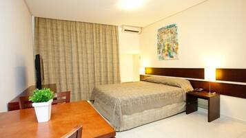 SUITE OFFICE CASAL | Vista do quarto