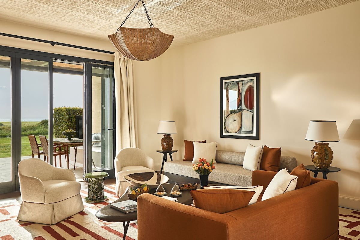 Family Suite, 2 Bedrooms | Living area