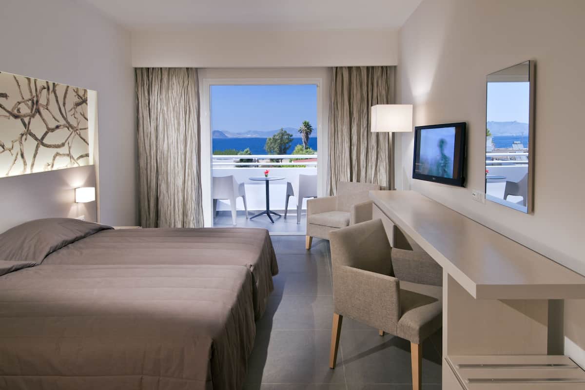 deluxe double room | in-room safe, blackout curtains, soundproofing, free cots/infant beds