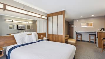 Suite Studio Deluxe, 1 grand lit, non-fumeurs | Bureau, espace de travail pour ordinateur portable