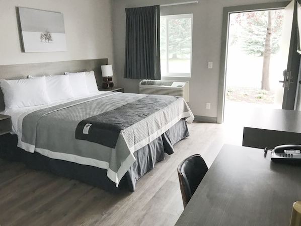 1 chambre, bureau, espace de travail pour ordinateurs portables