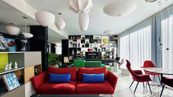 Sala de estar en el lobby