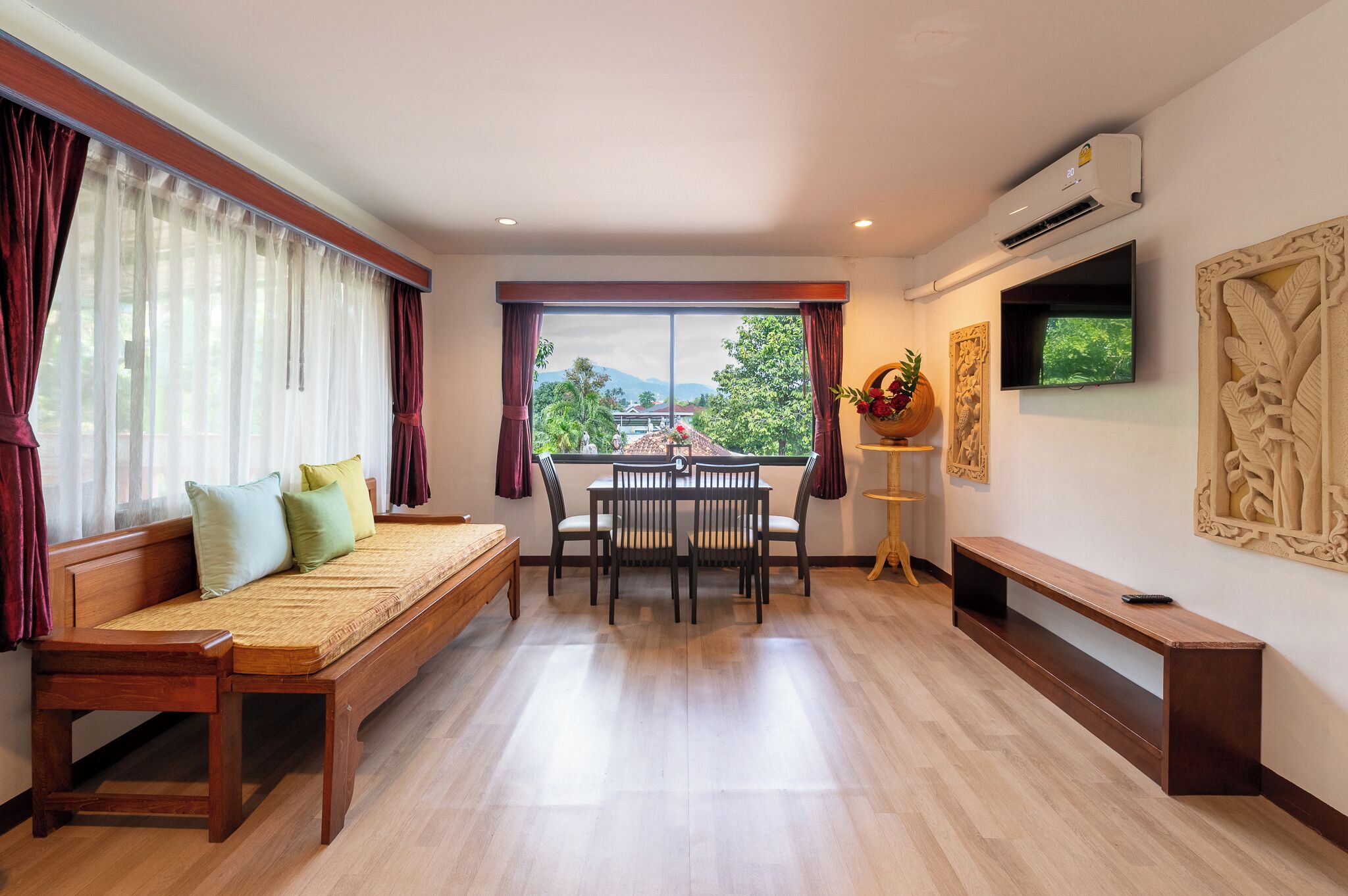 Quadrupla familiare | Area soggiorno | TV LED