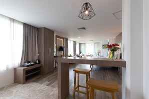 Grand Suite | Living area | LED TV - Aochalong Villa Resort & Spa (Chalong)