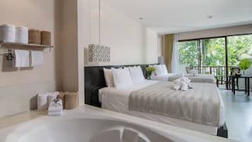 Family Deluxe | In-room safe, desk, free cribs/infant beds, free WiFi