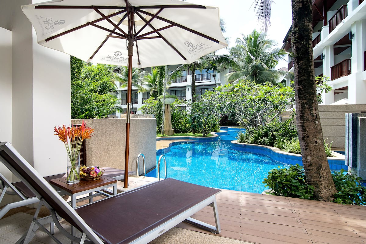 Standard Pool Access | View from room