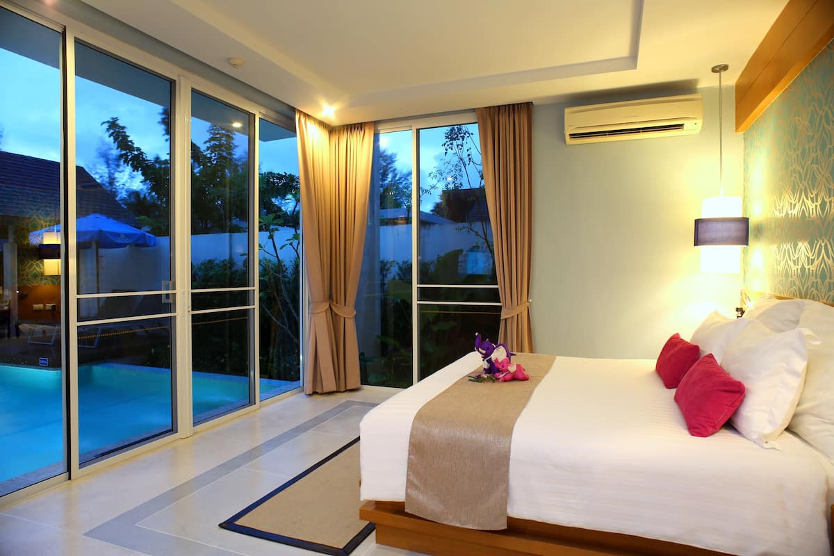 In-room safe, desk, free cots/infant beds, free WiFi