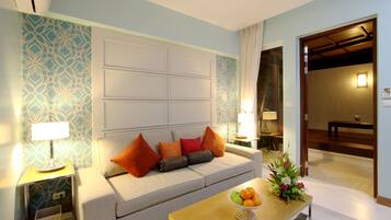 Zimmersafe, Schreibtisch, kostenlose Babybetten, kostenloses WLAN