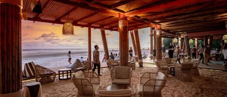 Bar (en la propiedad)