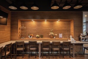 Daily cooked-to-order breakfast for a fee - The Bedrooms Boutique Hotel (Bangkok)