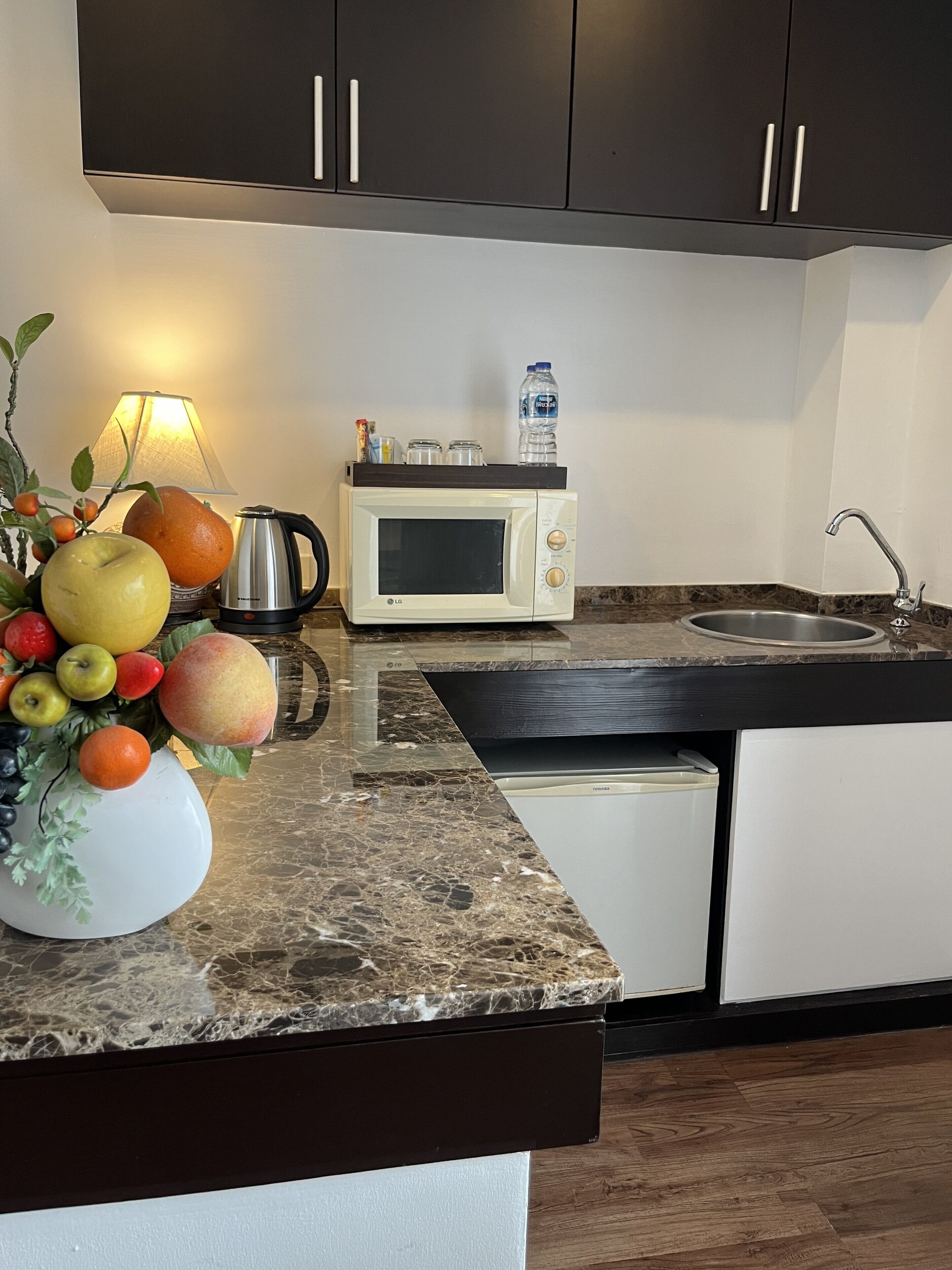 minibar, desk, free wifi, bed sheets