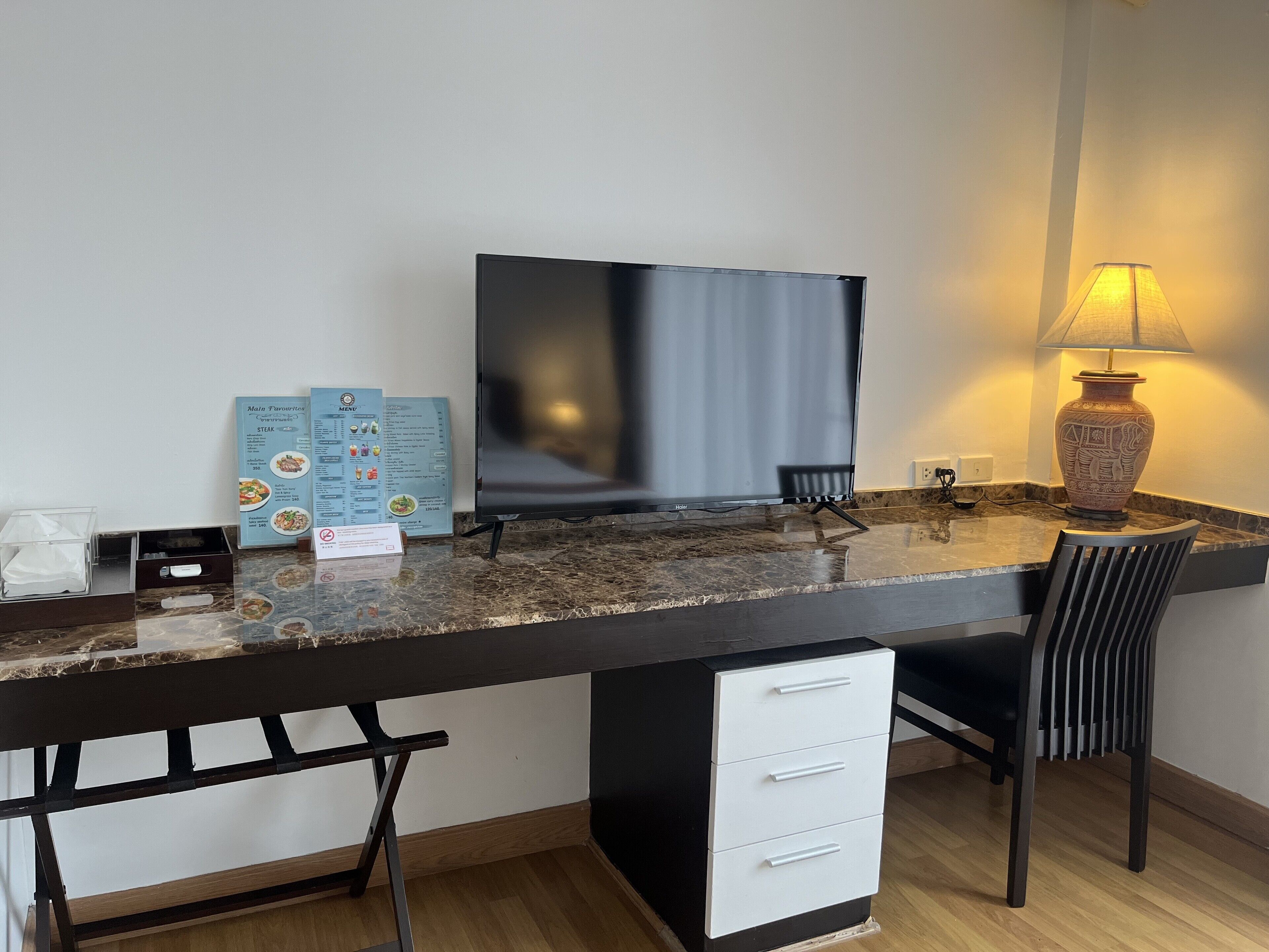 superior room, 1 double bed (adults only) | minibar, desk, free wifi, bed sheets