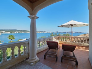 Quarto casal luxo, 1 cama King, vista para o mar, em edifício anexo | Frigobar, cofres nos quartos, escrivaninha