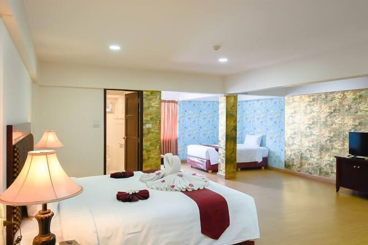 In-room safe, desk, blackout drapes, WiFi (free)
