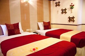 In-room safe, free WiFi - Honey House 2 (Bangkok)