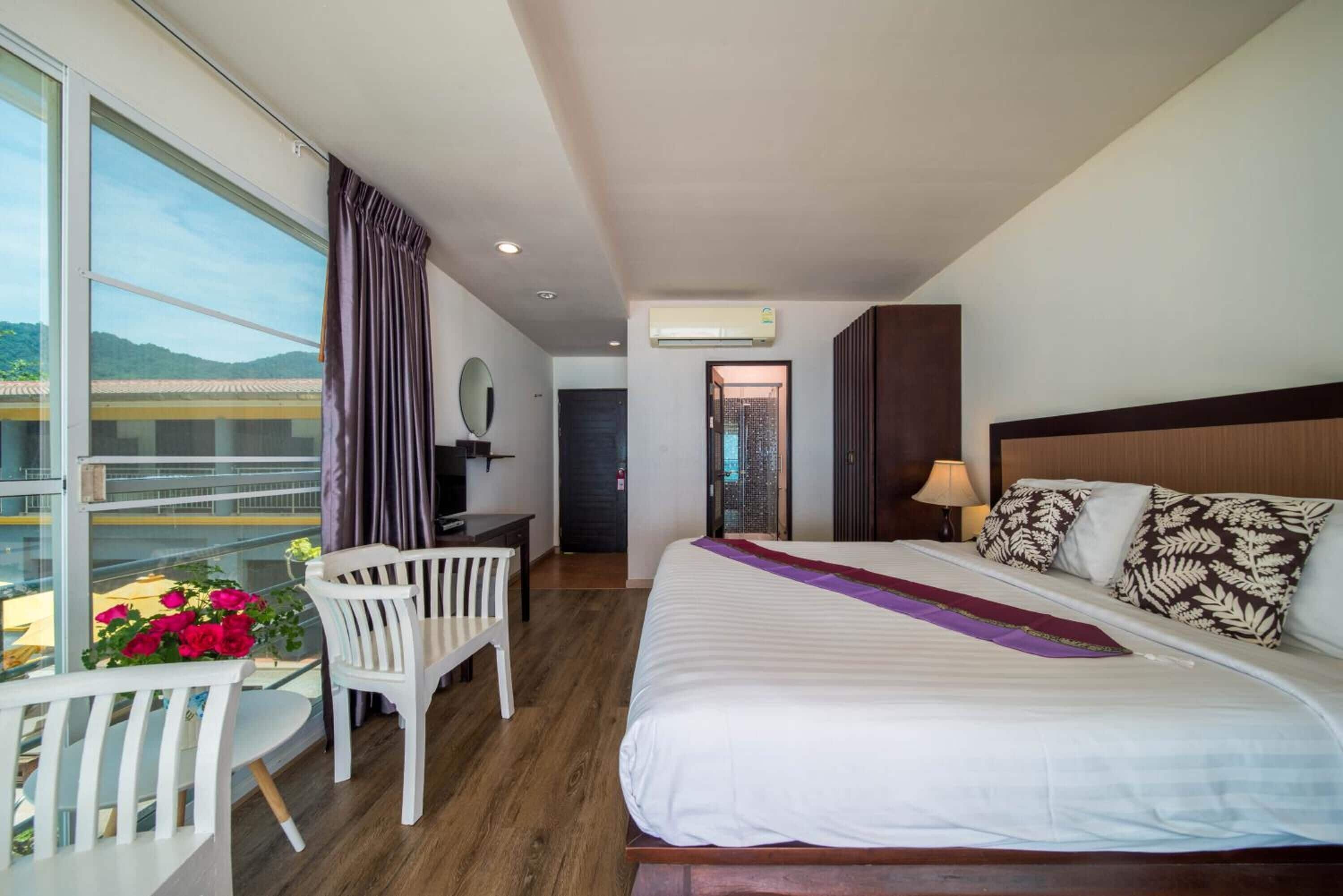 Foto - Kamala Beachfront Apartment