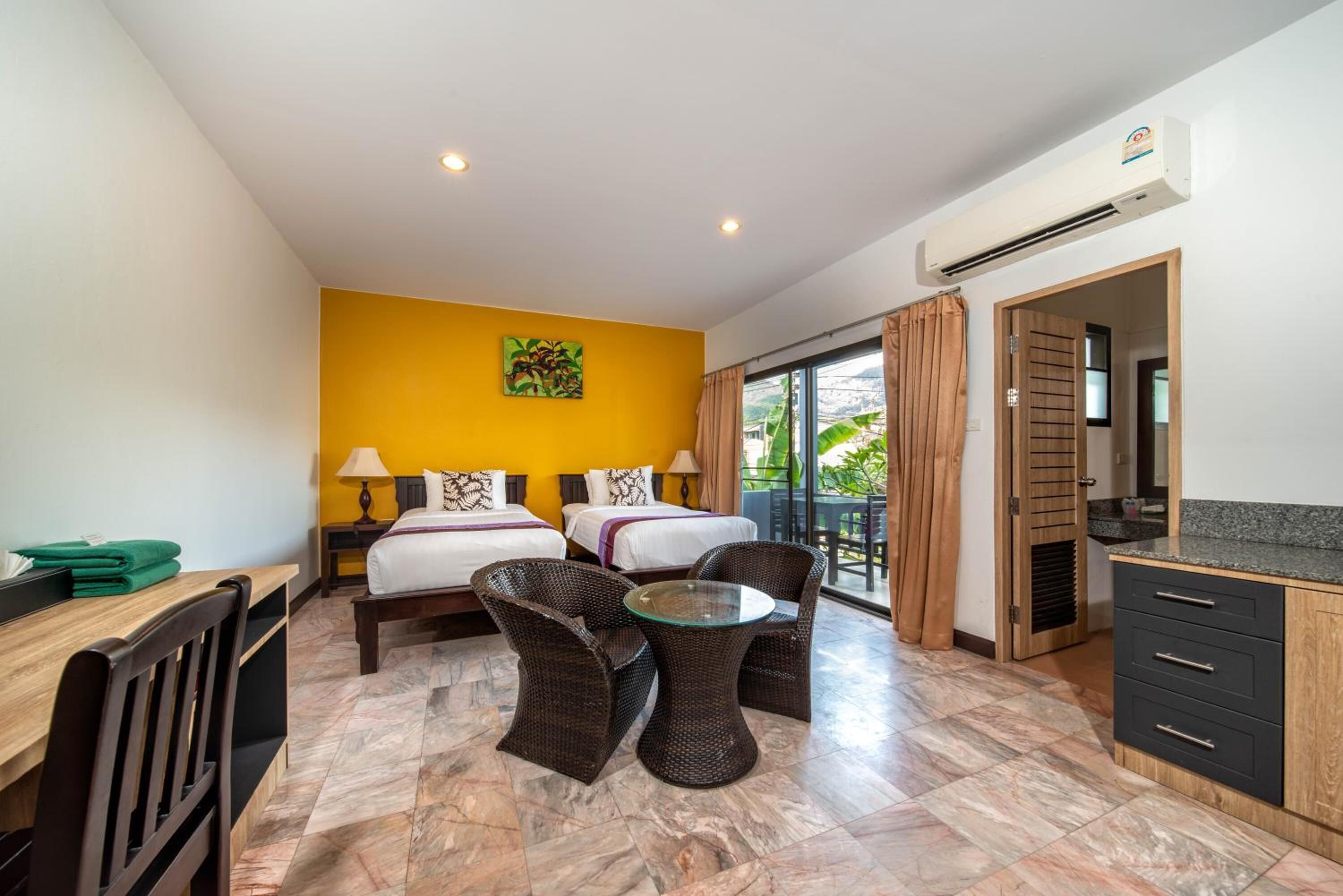 Foto - Kamala Beachfront Apartment