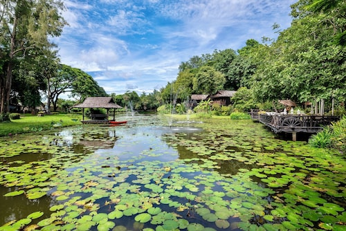 南邦河畔別墅飯店