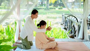 Massage/treatment rooms
