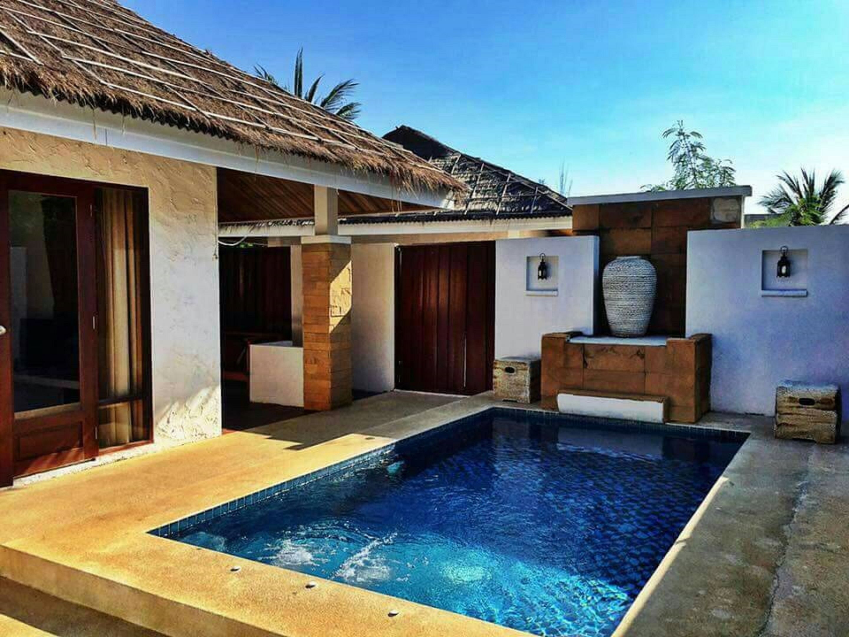 Photo - Lawana Escape