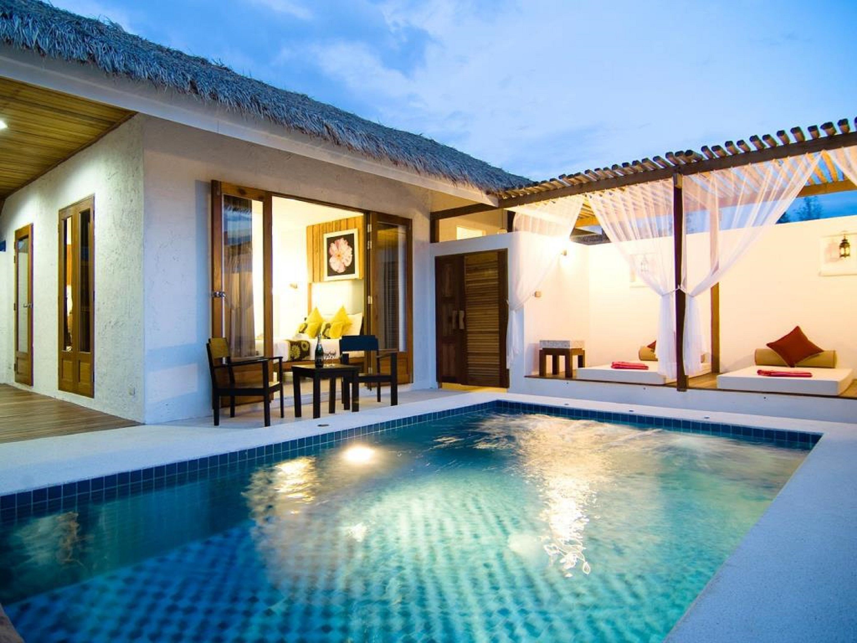 Hi Deluxe Private Pool Villa | ลานระเบียง/นอกชาน