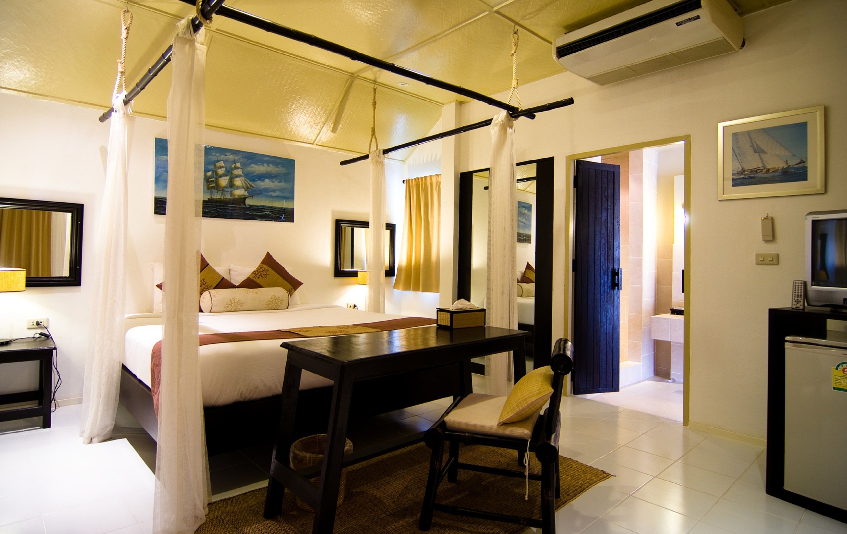 Photo - Lawana Escape