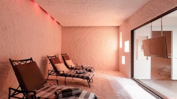 Couples treatment room(s), sauna, body treatments, body wraps