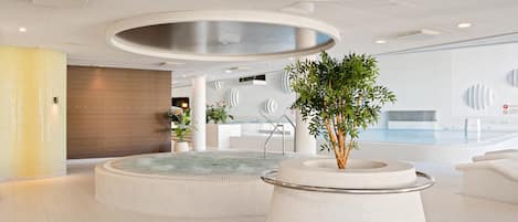 Tina de hidromasaje interior