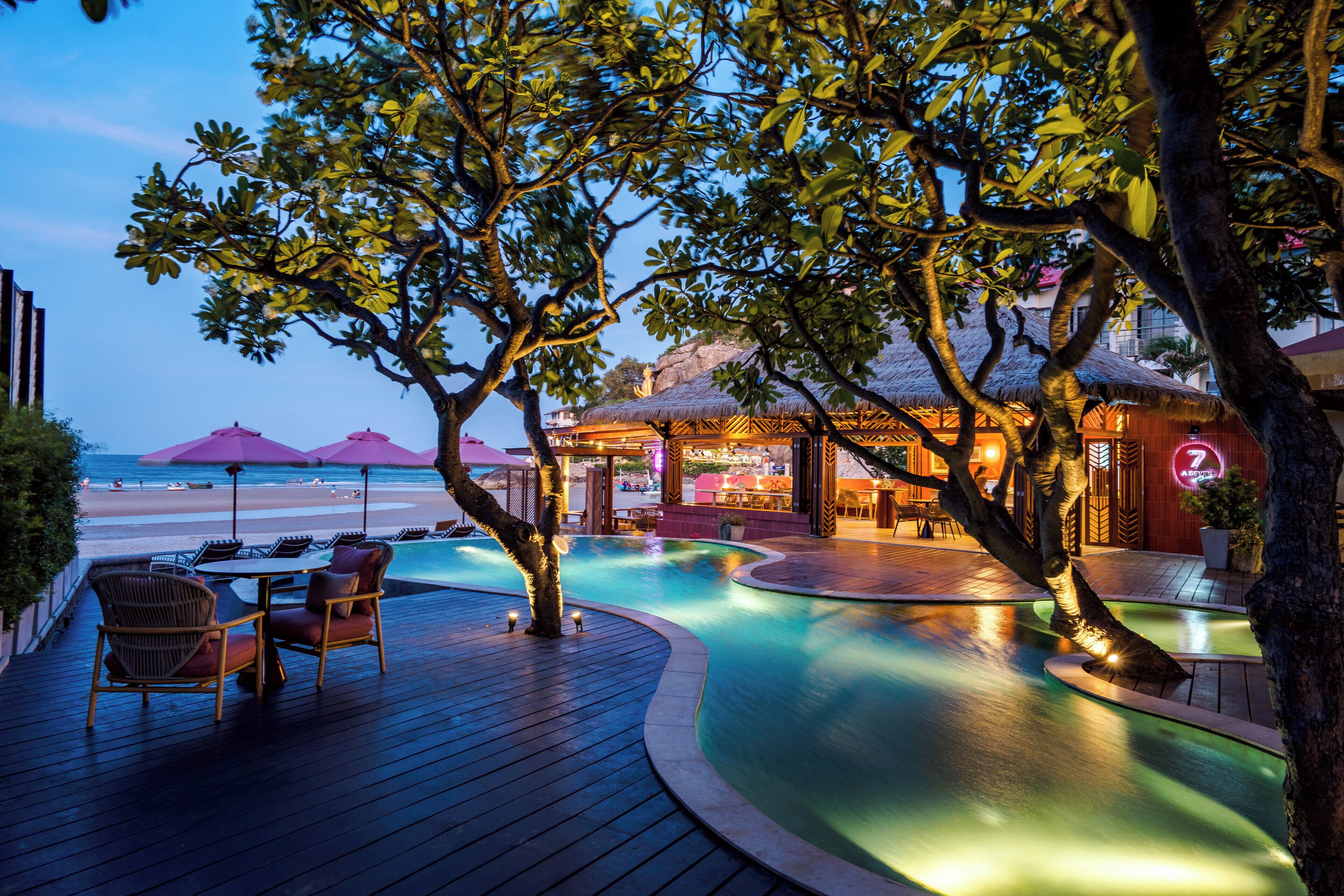 Hồ bơi ngoài trời, mở cửa từ 7:00 đến 20:00, dù/ô trên bãi biển/hồ bơi 