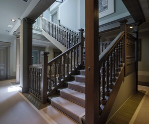 Staircase - Hotel Iturregi (Getaria)