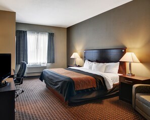 Standard Room, 1 King Bed, Non Smoking | 1 bedroom, Egyptian cotton sheets, premium bedding, down duvets - Comfort Inn & Suites Near Lake Lewisville (Denton)