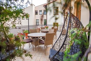 Outdoor dining - Hubertus (Rzeszow)