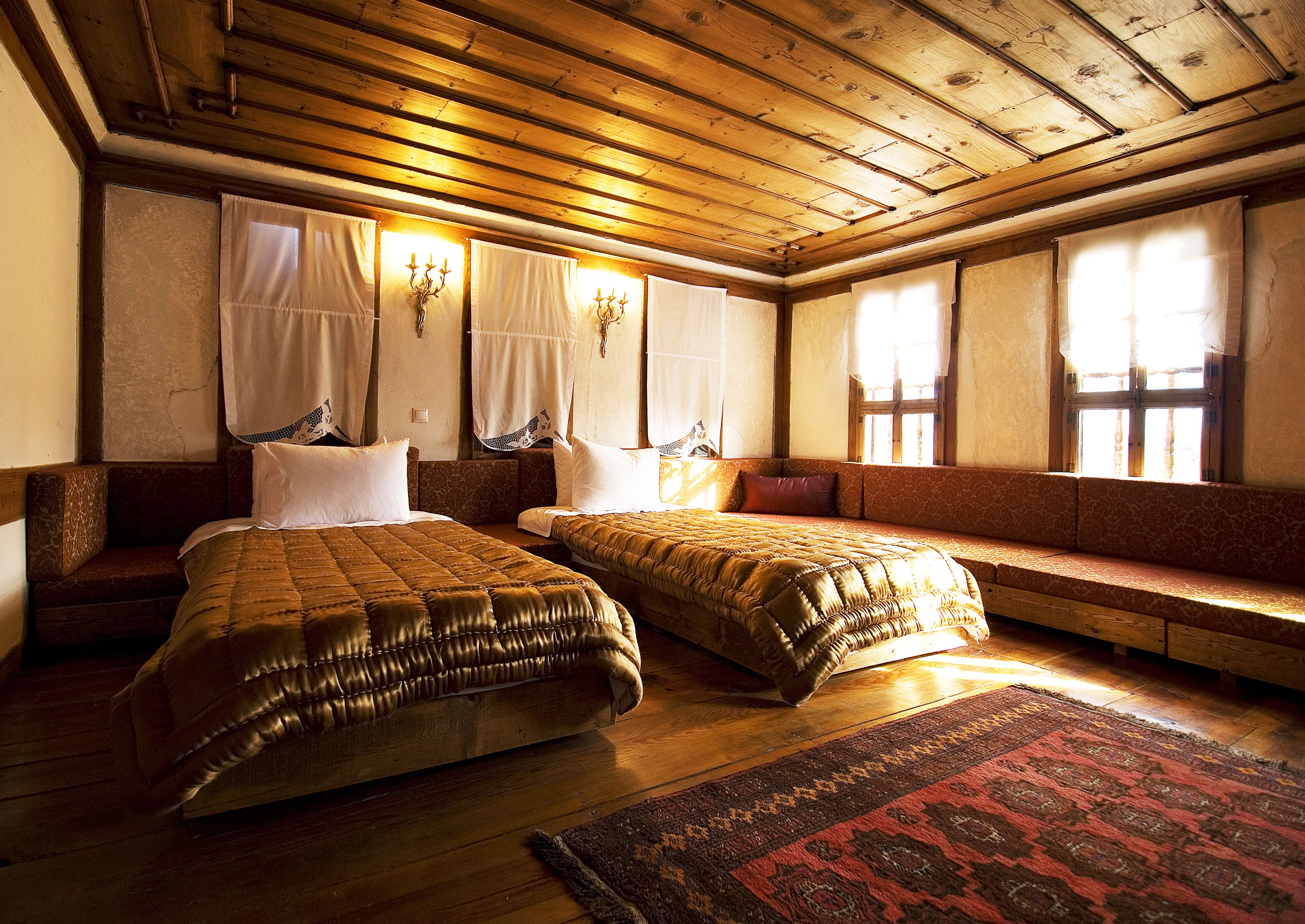 standard double or twin room | premium bedding, select comfort beds, in-room safe